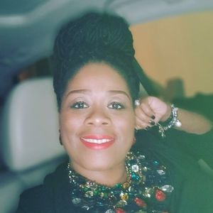 Meet your Posher, Tina